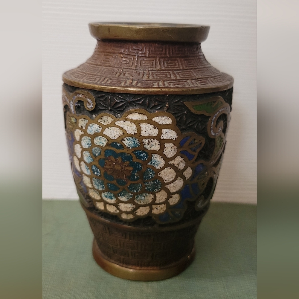 Elegant Multicolor Cloisonné Vase